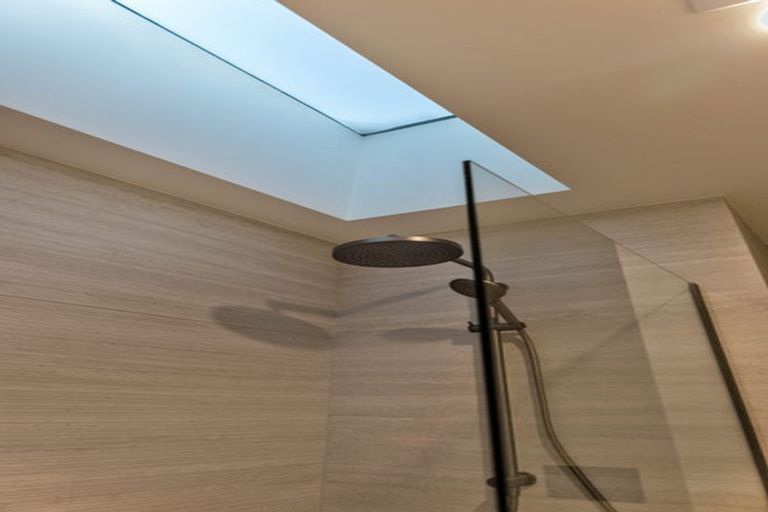 Photo of property in 318 Swanson Road, Henderson, Auckland, 0610