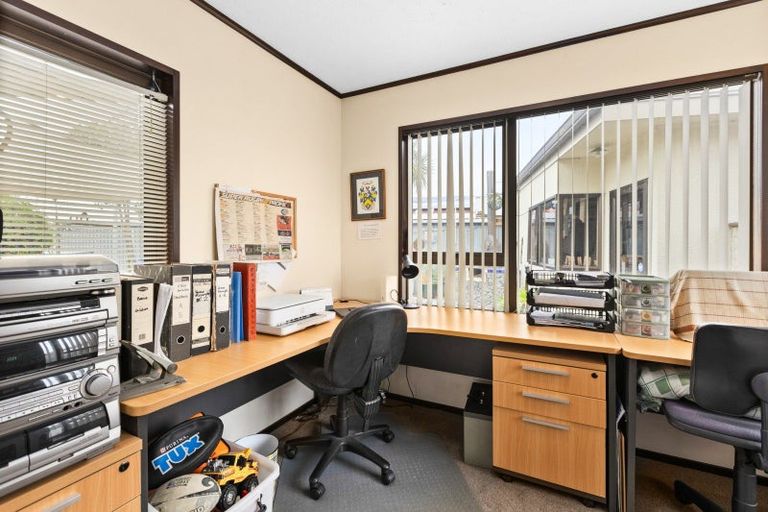 Photo of property in 34 York Avenue, Tamatea, Napier, 4112