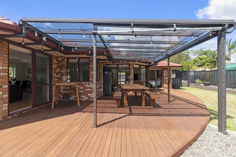 Photo of property in 101 Te Wharau Drive, Greenhithe, Auckland, 0632