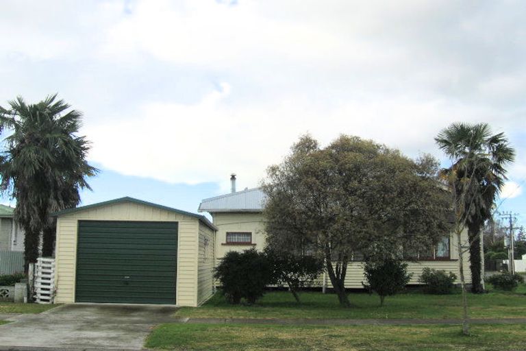 Photo of property in 601 Avenue Road West, Saint Leonards, Hastings, 4120