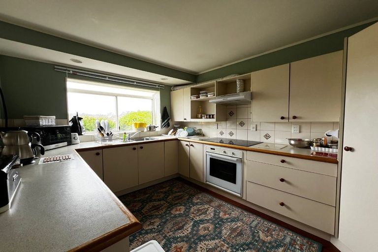 Photo of property in 7 Godwin Court, Unsworth Heights, Auckland, 0632