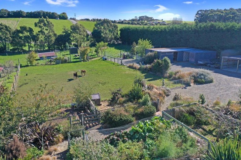 Photo of property in 1/102 Beach Road, Awamoa, Oamaru, 9495