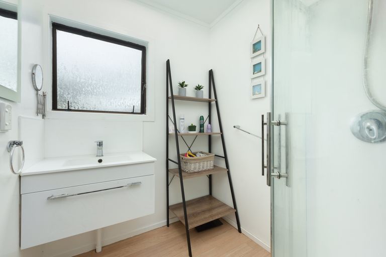 Photo of property in 13 Pokapu Place, Bethlehem, Tauranga, 3110