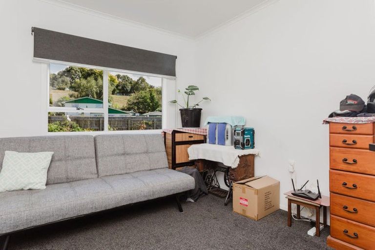 Photo of property in 10 Carlson Street, Dannevirke, 4930