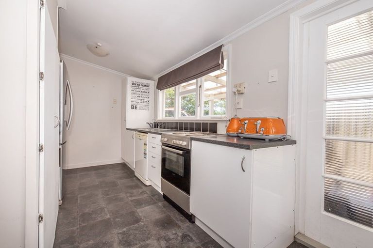 Photo of property in 173 Romilly Street, Westport, 7825