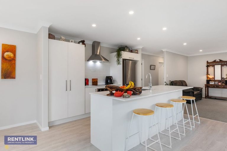 Photo of property in 118 Union Drive, Papamoa, 3118