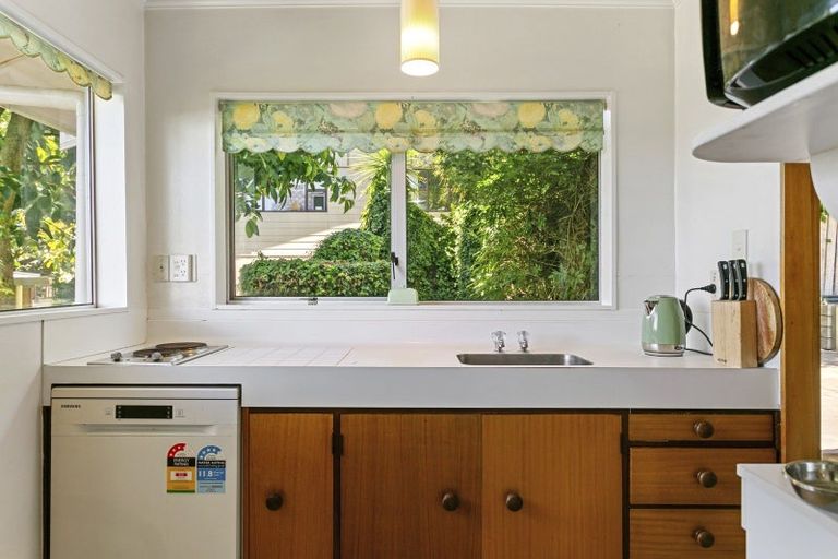 Photo of property in 62 Taupo View Road, Taupo, 3330