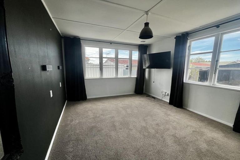 Photo of property in 22 Russell Road, Marewa, Napier, 4110