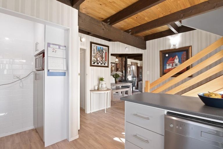 Photo of property in 17 Harcourt Place, Wakefield, 7025