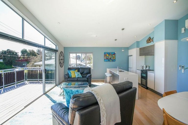 Photo of property in 20b Wharemauku Road, Raumati Beach, Paraparaumu, 5032
