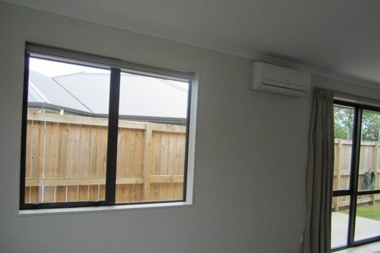 Photo of property in 9 The Palms, Rototuna, Hamilton, 3210