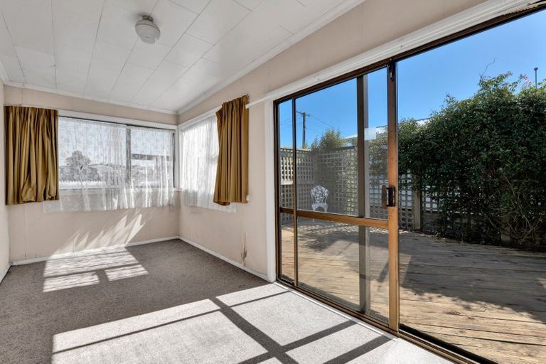 Photo of property in 16 Glasgow Street, Hawera, 4610