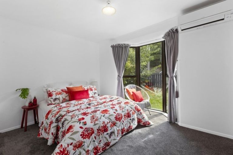 Photo of property in 3 Gribble Grove, Stokes Valley, Lower Hutt, 5019