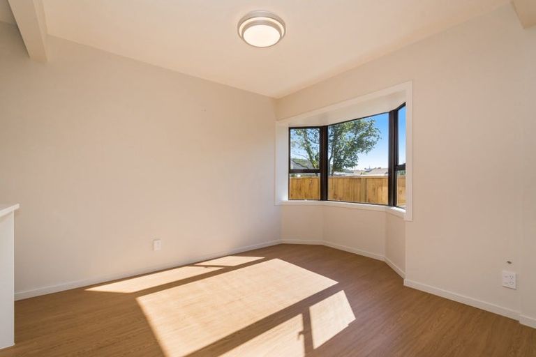 Photo of property in 24 Baltimore Place, Forrest Hill, Auckland, 0620