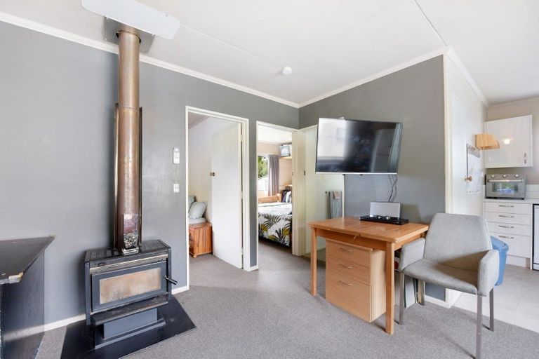 Photo of property in 1/44 Dorset Street, Picton, 7220