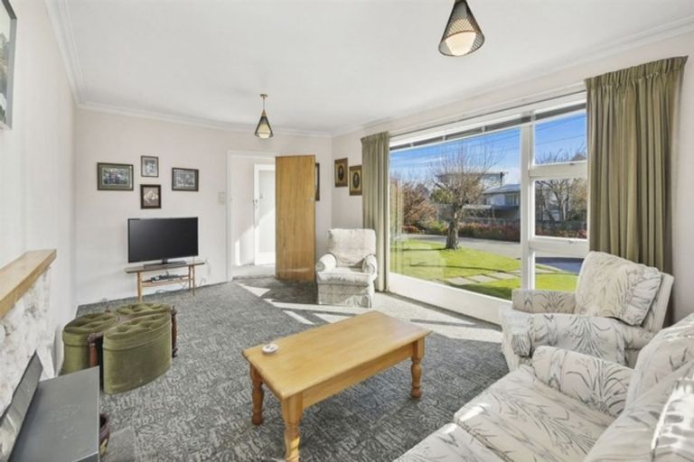 Photo of property in 19 Cavan Place, Mairehau, Christchurch, 8052