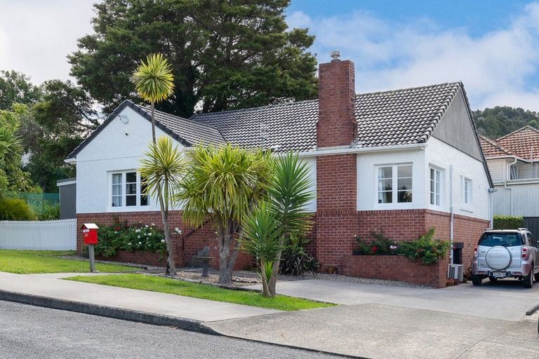 Photo of property in 38 Third Avenue, Avenues, Whangarei, 0110