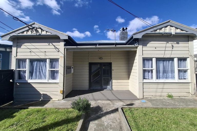 Photo of property in 25 Myrtle Crescent, Mount Cook, Wellington, 6021