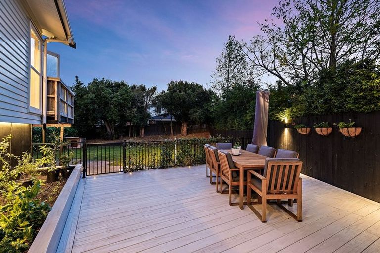 Photo of property in 36 Universal Drive, Henderson, Auckland, 0610