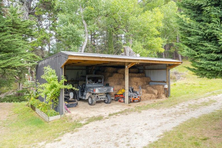 Photo of property in 378 Wimbledon Road, Porangahau, 4292