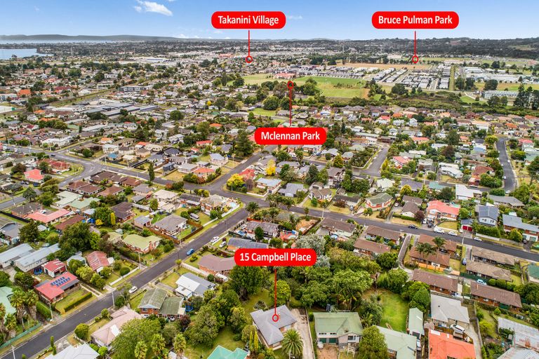 Photo of property in 15 Campbell Place, Papakura, 2110