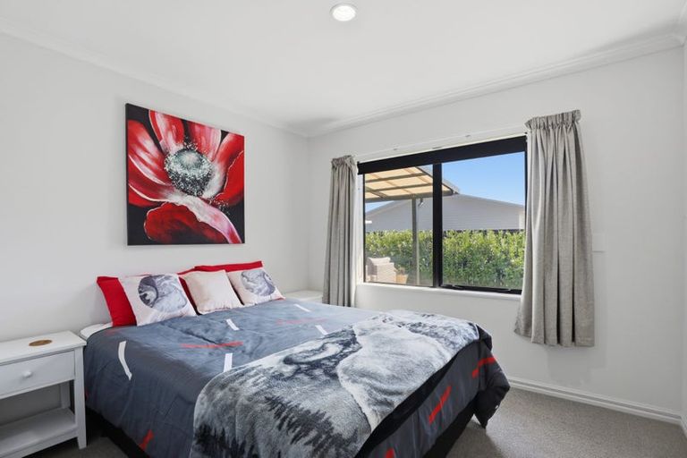 Photo of property in 1 Pembroke Drive, Bethlehem, Tauranga, 3110