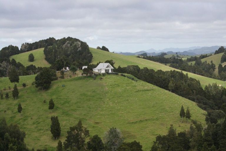 Photo of property in 169 Te Toiroa Road, Ngunguru, Whangarei, 0173