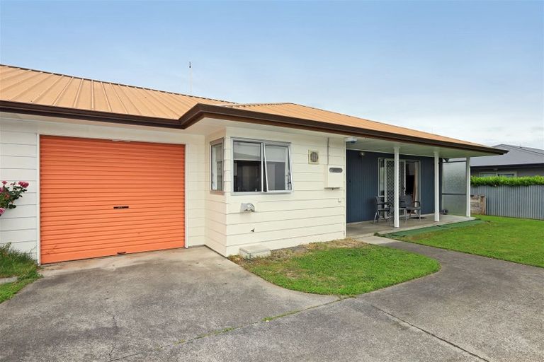 Photo of property in 3/805 Heretaunga Street East, Parkvale, Hastings, 4122