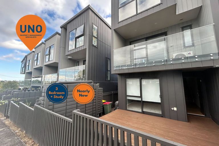 Photo of property in 6/26 Buscomb Avenue, Henderson, Auckland, 0610