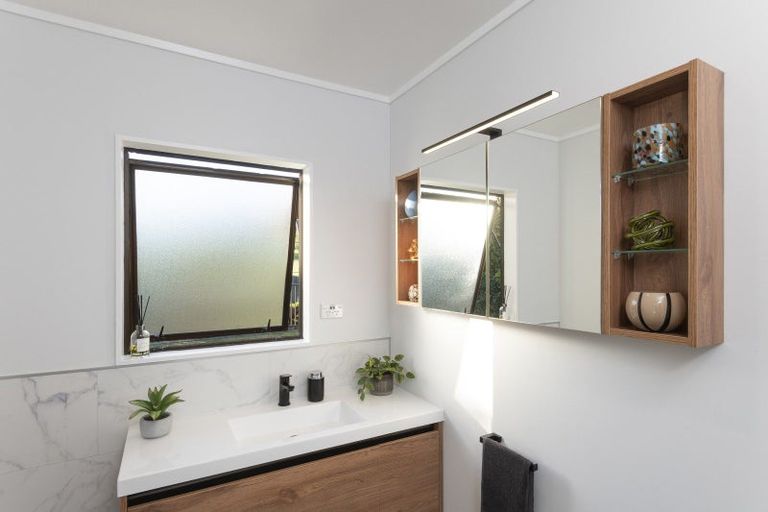 Photo of property in 749 Kanakanaia Road, Te Karaka, 4091