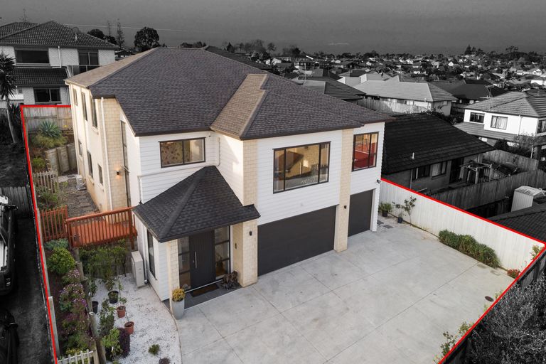 Photo of property in 51 Saralee Drive, Manurewa, Auckland, 2105