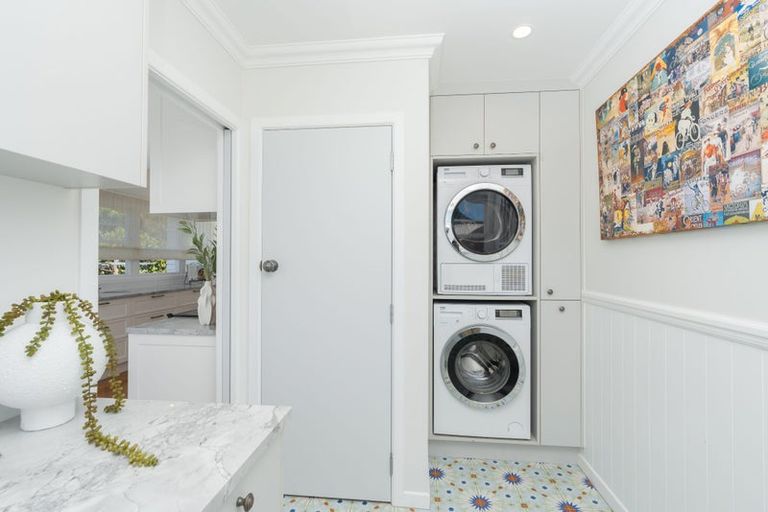 Photo of property in 10 Woodstock Road, Fairfield, Hamilton, 3214