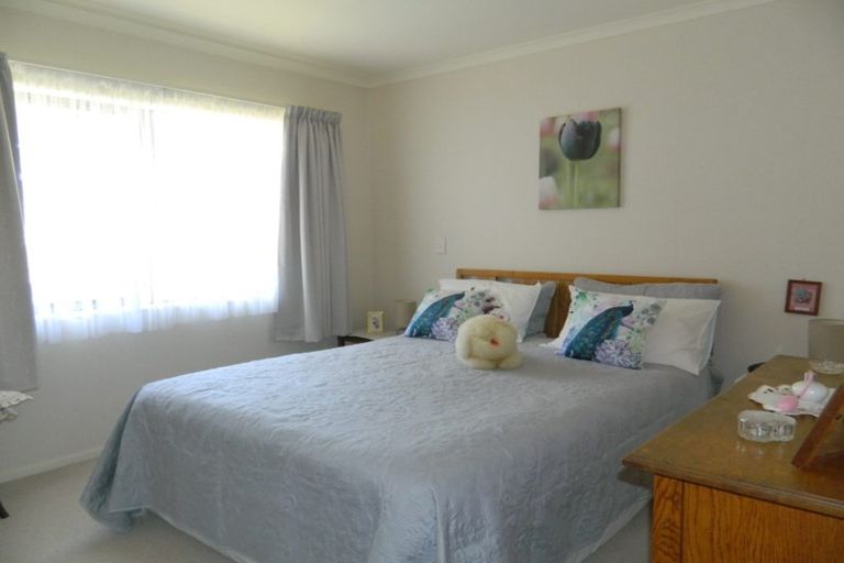 Photo of property in 11 Oakridge Drive, Kerikeri, 0230