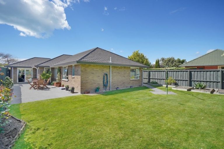 Photo of property in 16 Glenconnor Place, Burwood, Christchurch, 8083