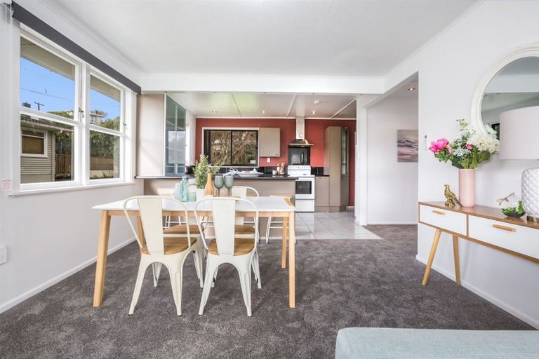 Photo of property in 60 Bell Street, Tawa, Wellington, 5028
