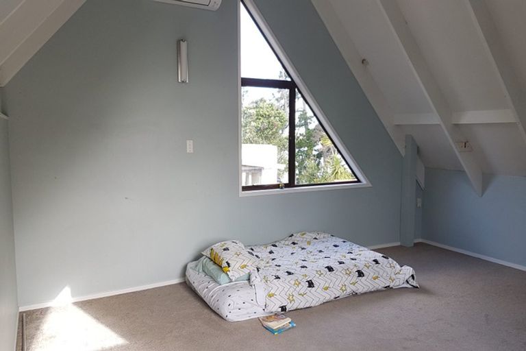 Photo of property in 21 Ferry Parade, Herald Island, Auckland, 0618