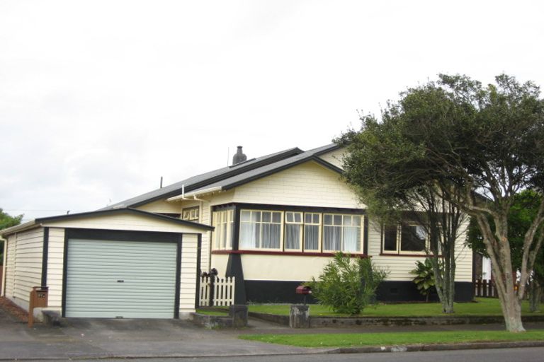 Photo of property in 27 Ballance Street, Lower Vogeltown, New Plymouth, 4310