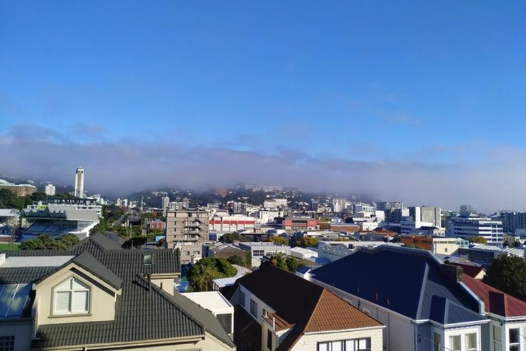 Photo of property in Melksham Towers, 401/131 Brougham Street, Mount Victoria, Wellington, 6011