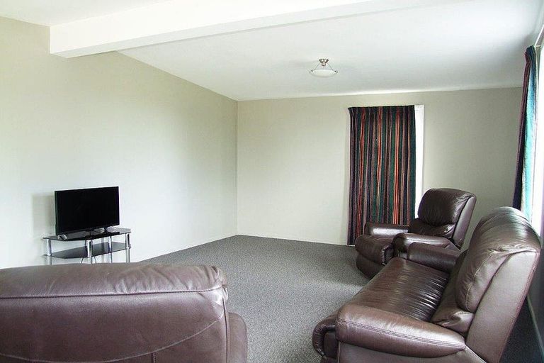 Photo of property in 24 Leman Street, Milton, 9220