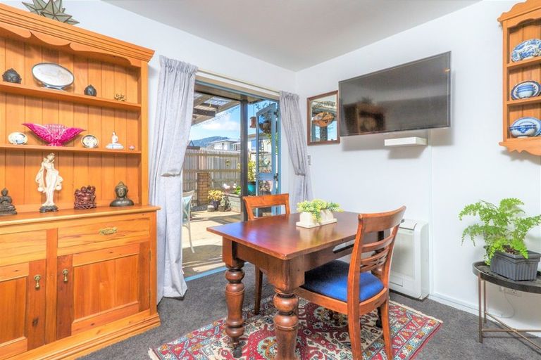 Photo of property in 12 Highgrove Way, The Wood, Nelson, 7010