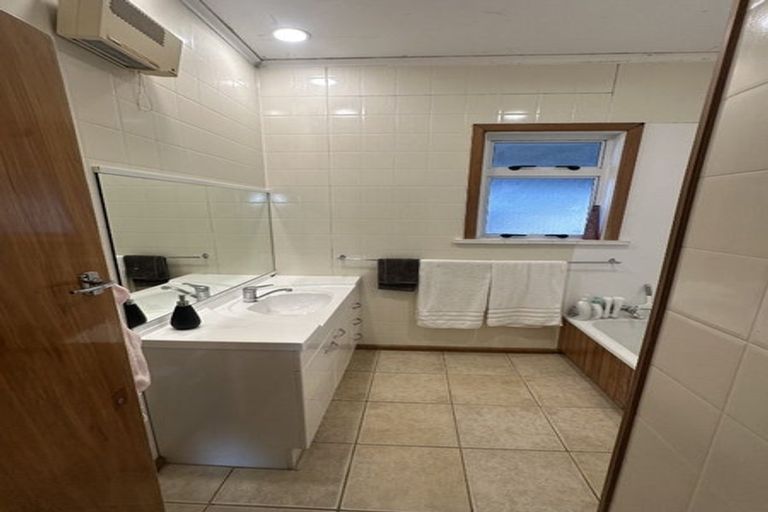 Photo of property in 715 Maxville Drive, Parkvale, Hastings, 4122