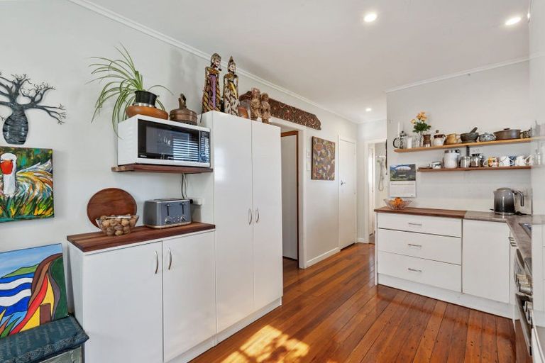 Photo of property in 9 Tainui Street, Onerahi, Whangarei, 0110