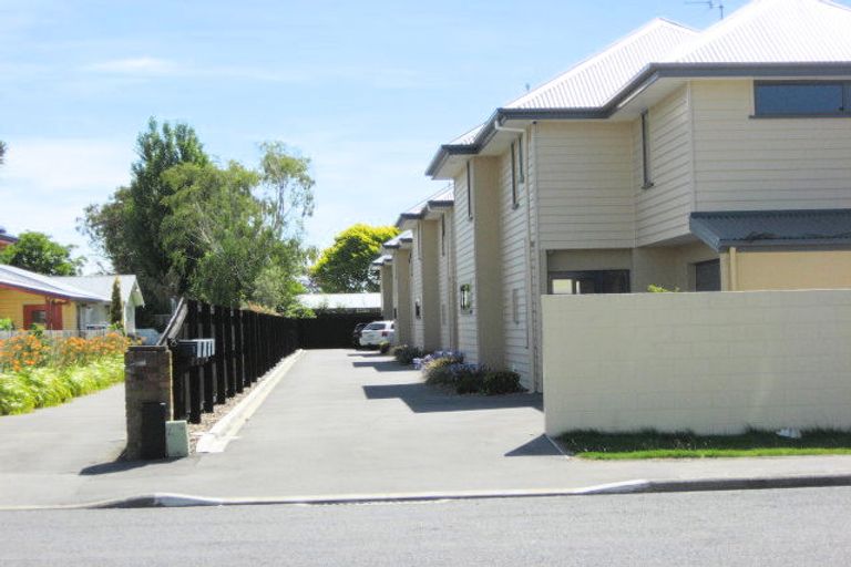 Photo of property in 25a Packe Street, Edgeware, Christchurch, 8013