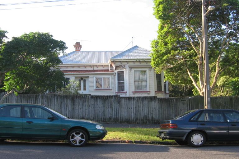 Photo of property in 4 Emmett Street, Herne Bay, Auckland, 1011