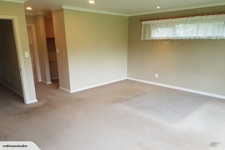 Photo of property in 355 Henderson Valley Road, Henderson Valley, Auckland, 0612