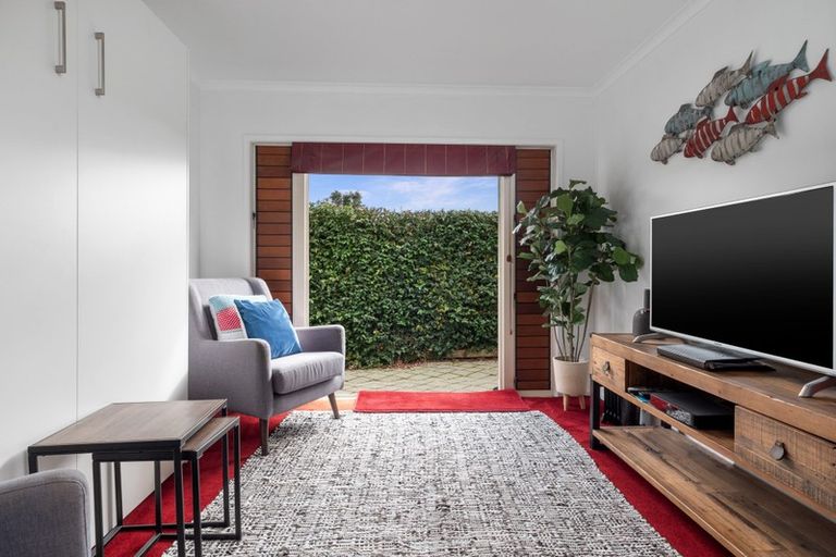 Photo of property in 118b Fourth Avenue, Tauranga, 3110