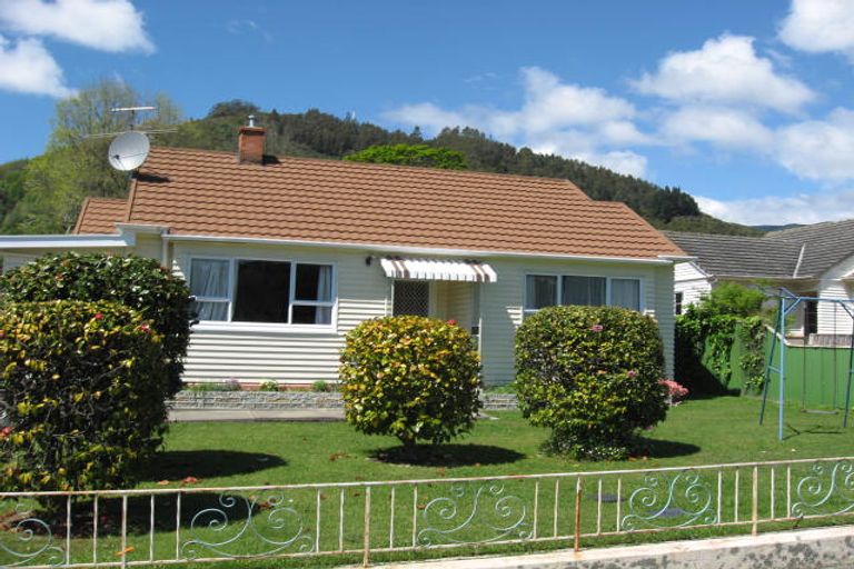 Photo of property in 2/103 Tipahi Street, Nelson South, Nelson, 7010