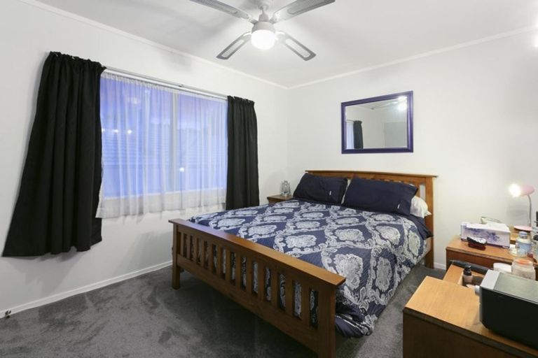 Photo of property in 10b Resolution Road, Welcome Bay, Tauranga, 3112