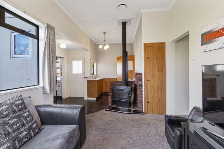 Photo of property in 12 Hatton Street, West End, Timaru, 7910