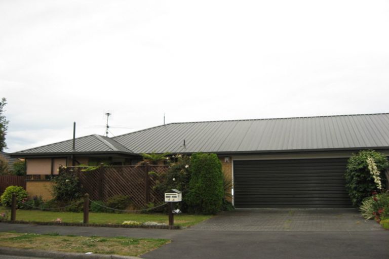 Photo of property in 4b Briarmont Street, Avondale, Christchurch, 8061